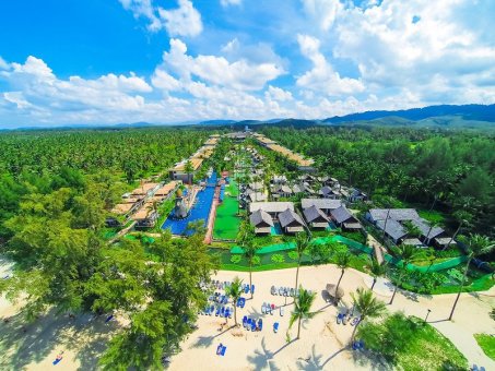 Graceland Khaolak Beach Resort 5*