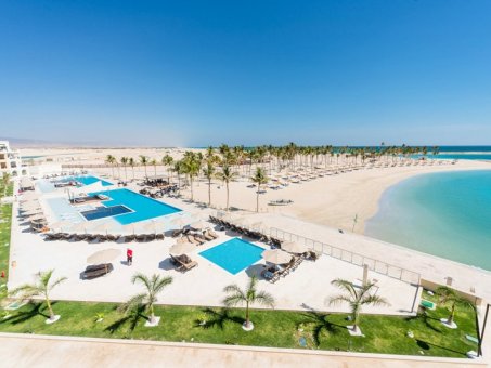 Fanar Hotel & Residences 5*